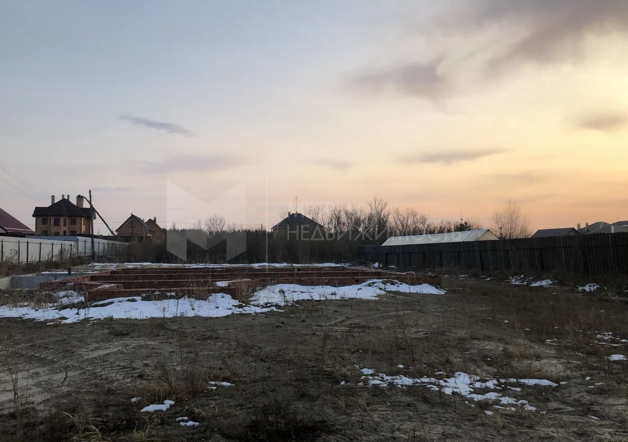 Объект недвижимости фотография 858011